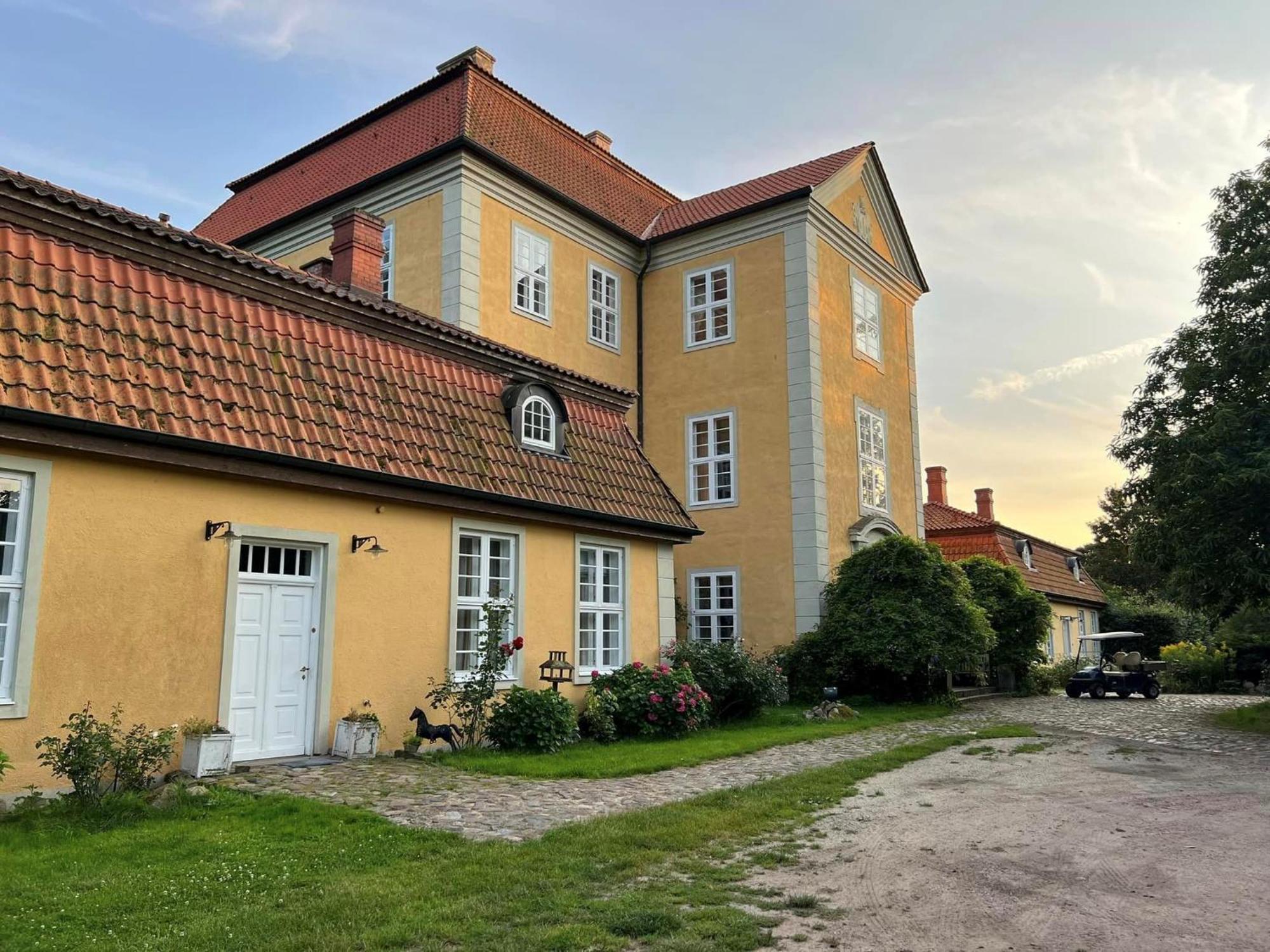 Jagdschloss Quitzin Grimmen Zewnętrze zdjęcie